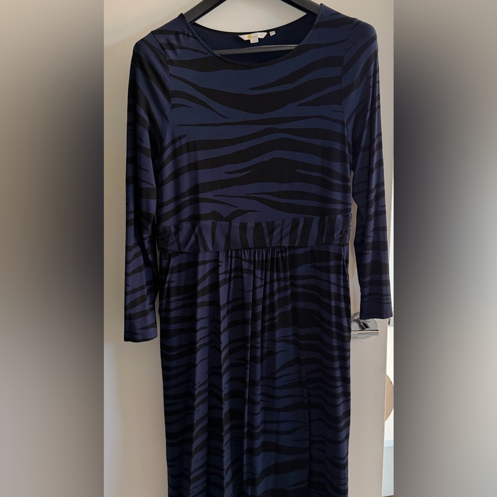 Boden Abigail Jersey Dress in Navy Zebra 16L - Picture 3 of 6